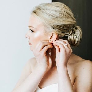 Meet your Posher, Elizabeth